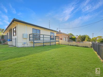 25 South Street, Killarney Vale