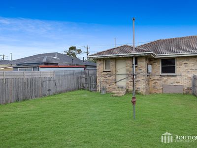 2 / 2 Dunearn Road, Dandenong North