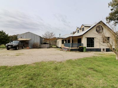 20 East West Hall Lane, Seymour