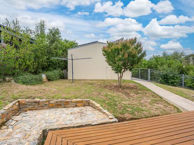 12 MCEVOY LANE, Yackandandah