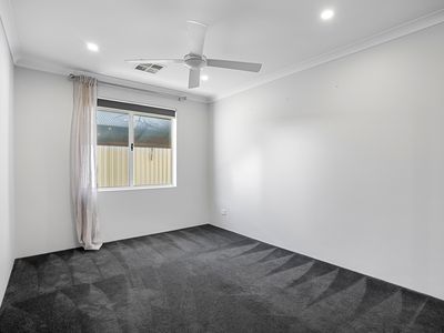 18 Camrose Pkwy, Baldivis