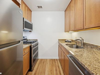 69 East 130th Street, New York, International