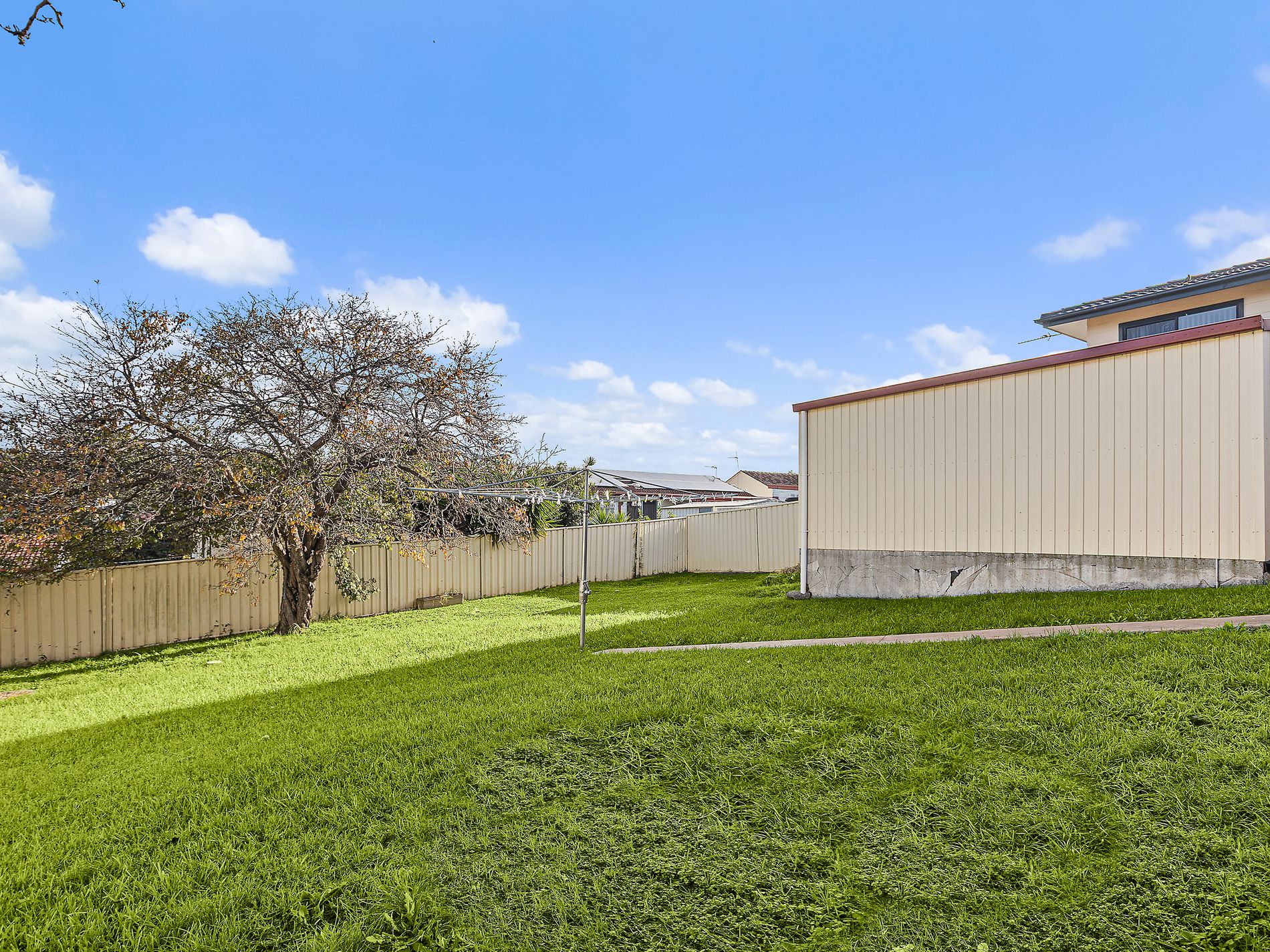 18 Gareema Avenue, Koonawarra