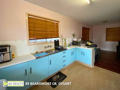 89 Beardmore Crescent, Dysart