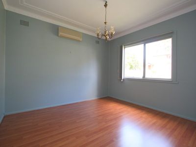 15 The Crescent, Yagoona