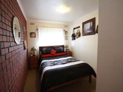 5 / 3B Spring Gully Road, Quarry Hill