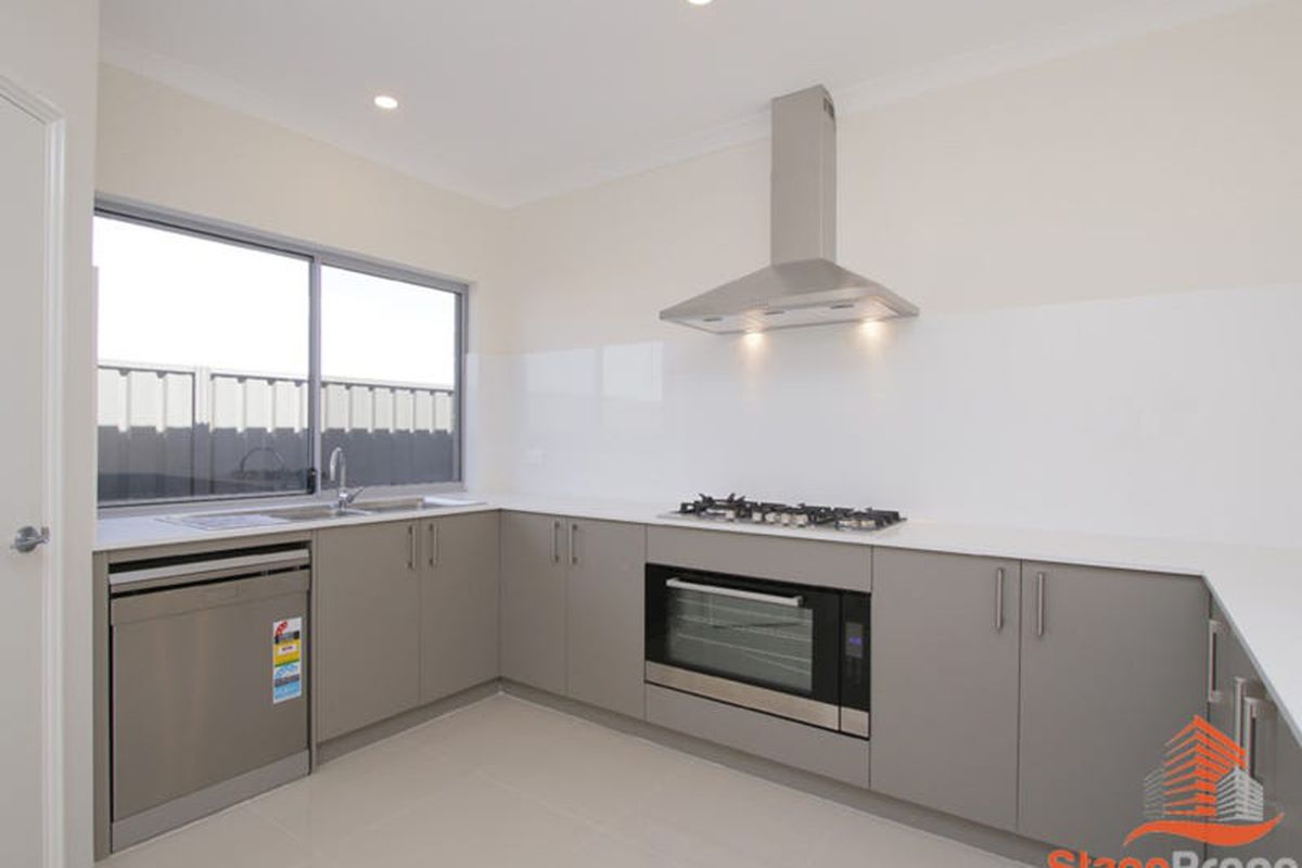 20 Greywacke Entrance, Piara Waters