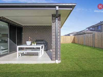 139 Rosedale Circuit, Carnes Hill