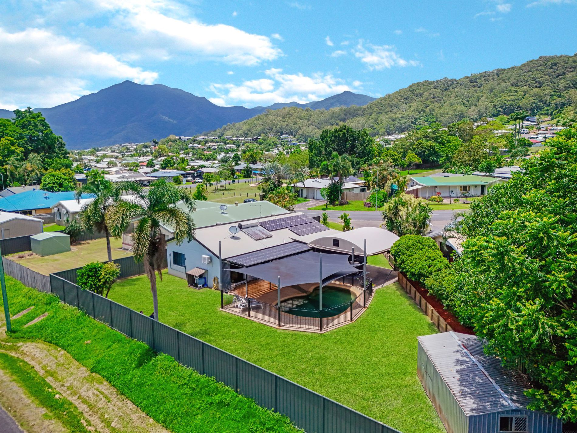 10 Verbena Drive, Mount Sheridan
