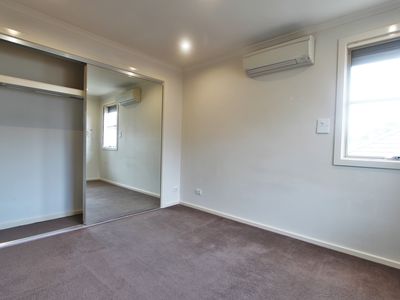2 / 108 Haughton Road, Oakleigh