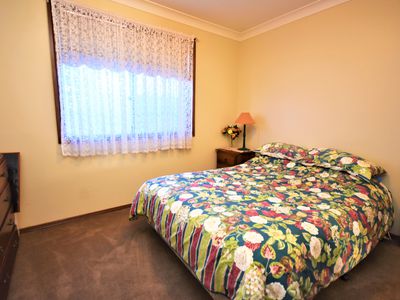 17 Buckingham Drive, Dubbo