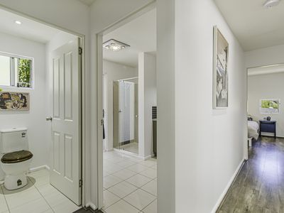 1936 Huon Highway, Grove