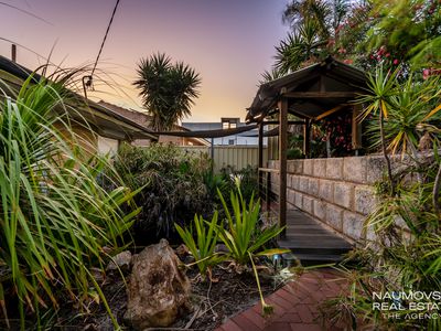 49 Gratwick Way, Koondoola