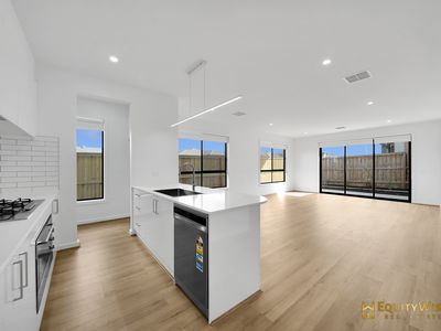 26 Swansea Road, Manor Lakes