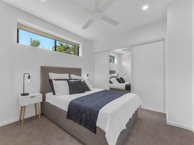301 / 16 Le Grand Street, Macgregor