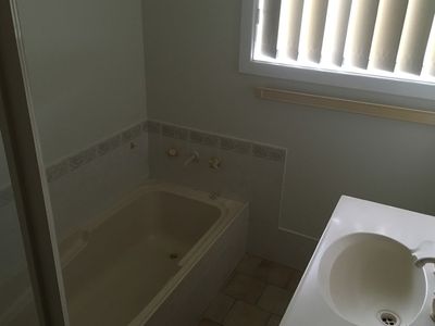 1 / 23 Osborne Parade, Warilla