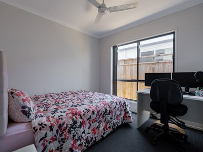 22 Pleasant Street, Morayfield