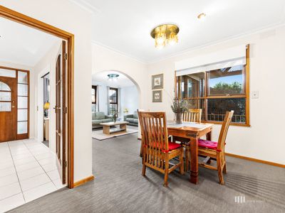 32 Somerset Drive, Dandenong North