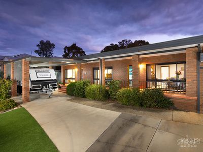 10 HALEY CRESCENT, Wodonga