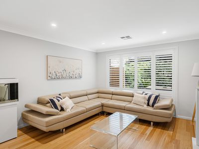 8 Millcroft Way, Beaumont Hills
