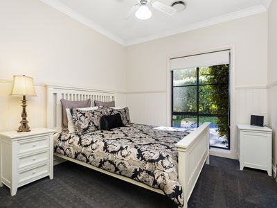 1188 Padman Drive, West Albury