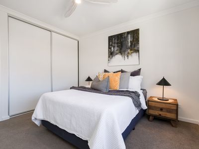 9 / 28 Pollard Street, Glendalough