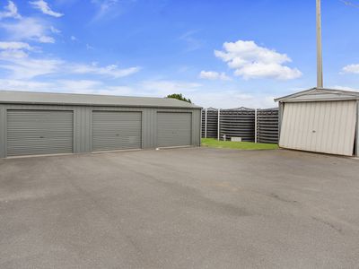 695 Princes Highway, Illowa