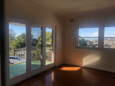 2A Staff Street, Wollongong