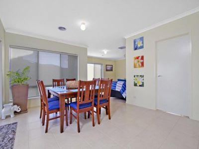 19 Rathlin Avenue, Junortoun