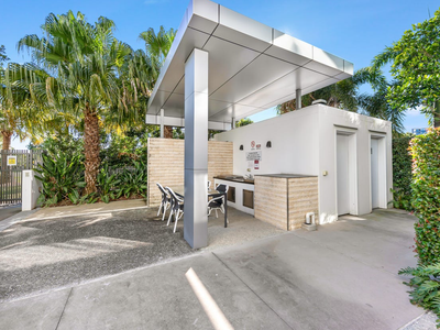 504 / 41 Harbour Town Drive, Biggera Waters