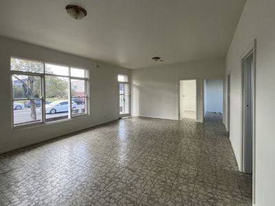 1 / 5 First Avenue, Warrawong