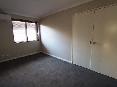 12 / 4 Reynolds Place, South Hedland