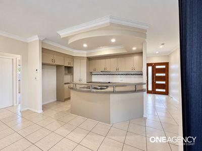 5 Bayley Court, Urraween