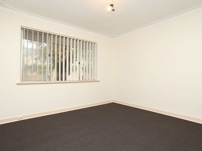 2 / 196 Flinders Street, Yokine