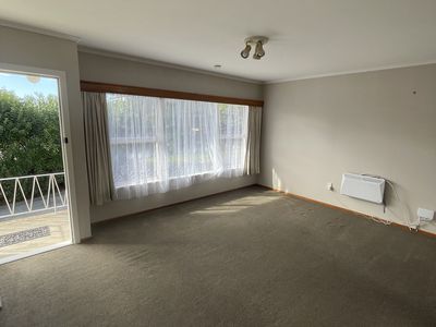 3/497 Beach Road, Murrays Bay