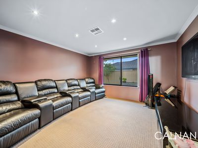 4 Nutmeg Place, Wattle Grove