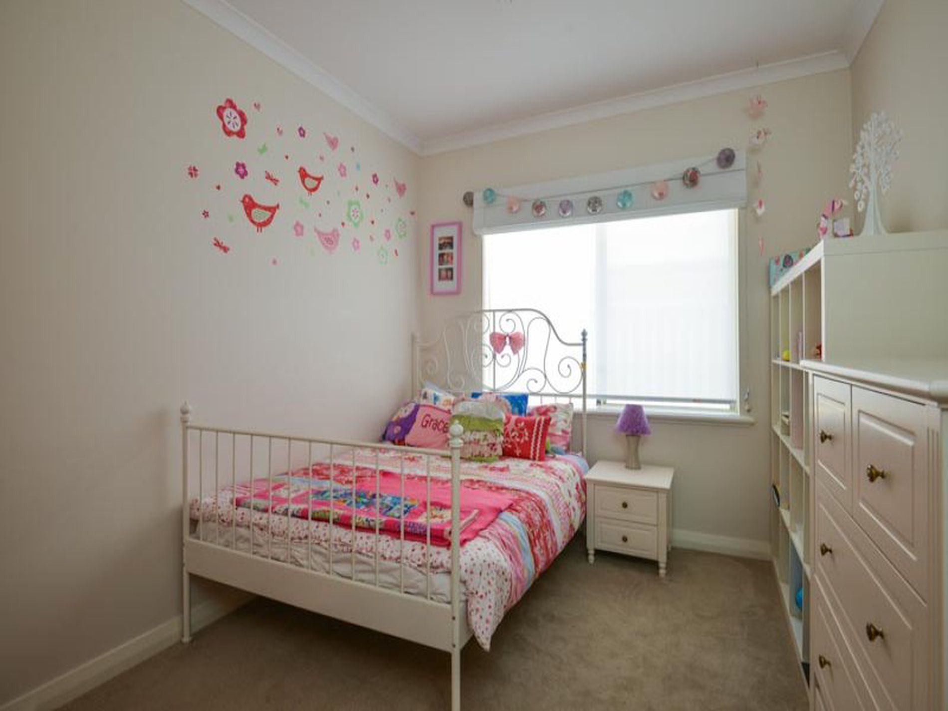 17 Riseberry Way, Somerville