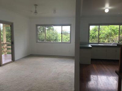 2 / 5 Hensen Road, Nimbin