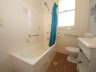 86 The Avenue, Bankstown