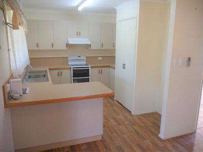6 Lister Court, Kingaroy