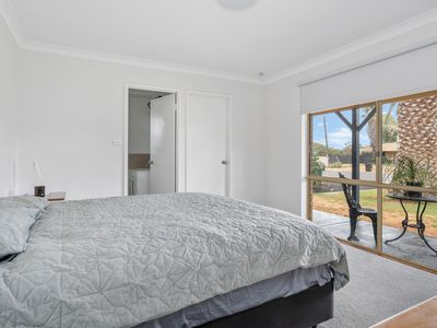 32 Burkett Drive, Hannans