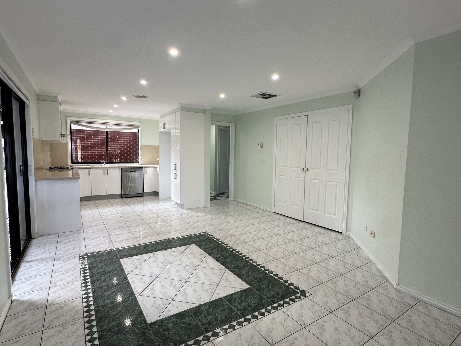 19 Gazley Court, Altona Meadows