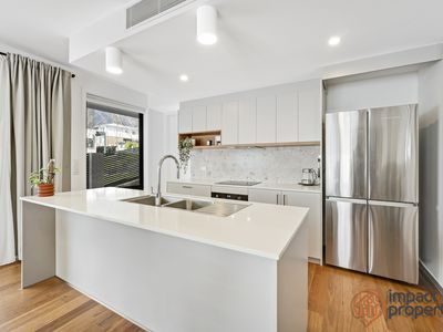 18 Redpath Terrace, Whitlam