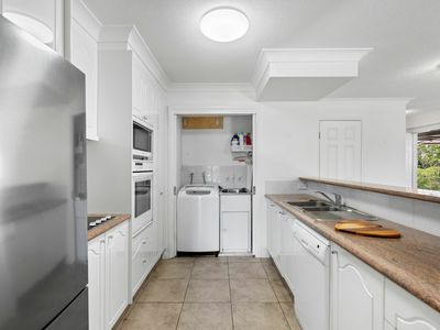 10 / 100 Cotlew Street East, Southport