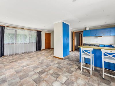 21 English Drive, Millicent