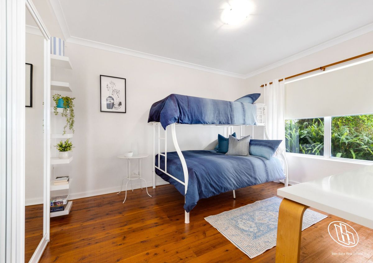 11 Hillcrest Avenue, North Narooma