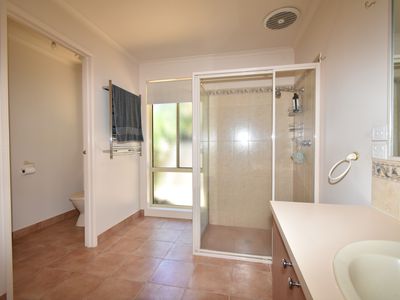 1A MCHARG PLACE, Beechworth