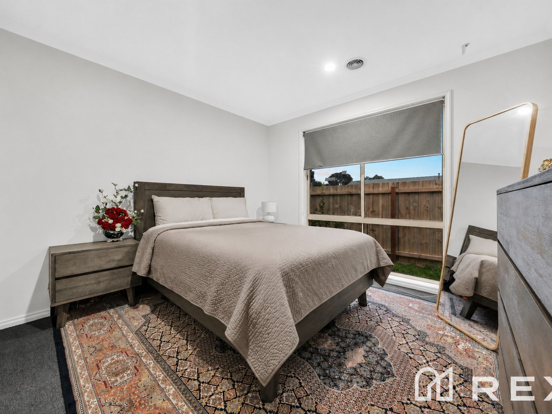17 Gowrie Place, Cranbourne West