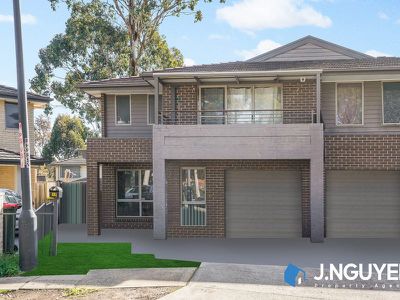 13 Cronin Place, Bonnyrigg