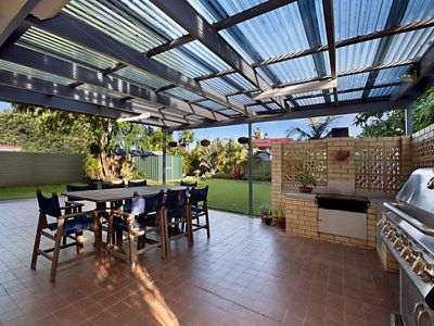 17 Packman Avenue, Rochedale South